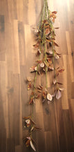 Load image into Gallery viewer, 52&quot; Leaf Spray - Brown
