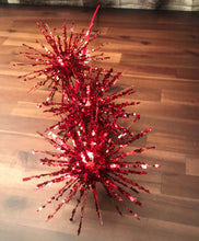 Load image into Gallery viewer, 28&quot; Glitter Starburst Spray
