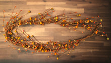 Load image into Gallery viewer, 5&#39; Garland Harvest mini Berry, pumpkins with Cones
